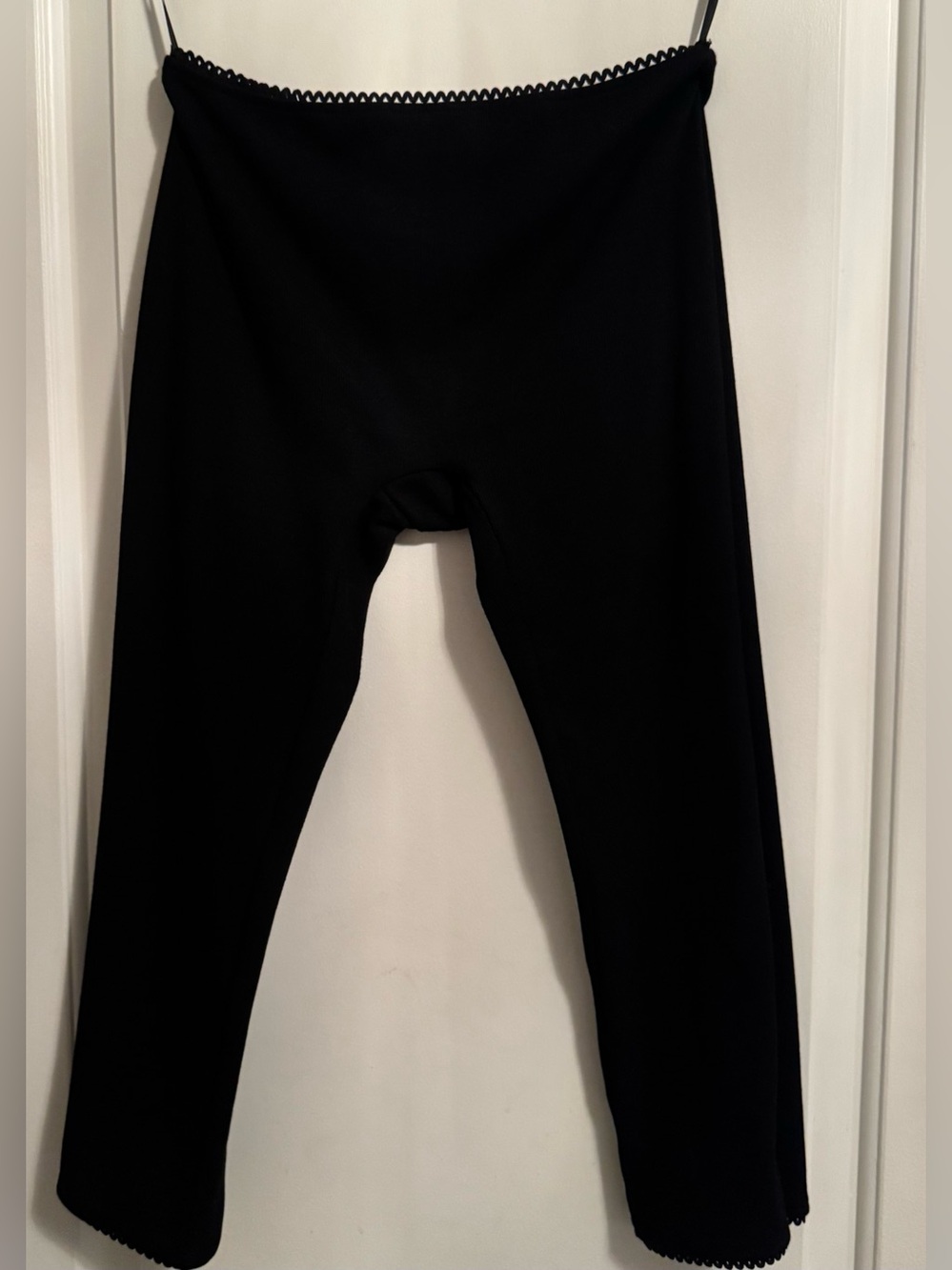 Princess Polly Baseline Rib Capri Pants - Picture 2 of 8